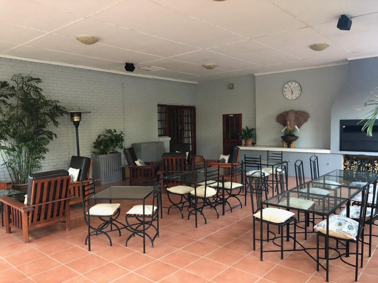 Beyond Cui Bono Guesthouse 아도 외부 사진