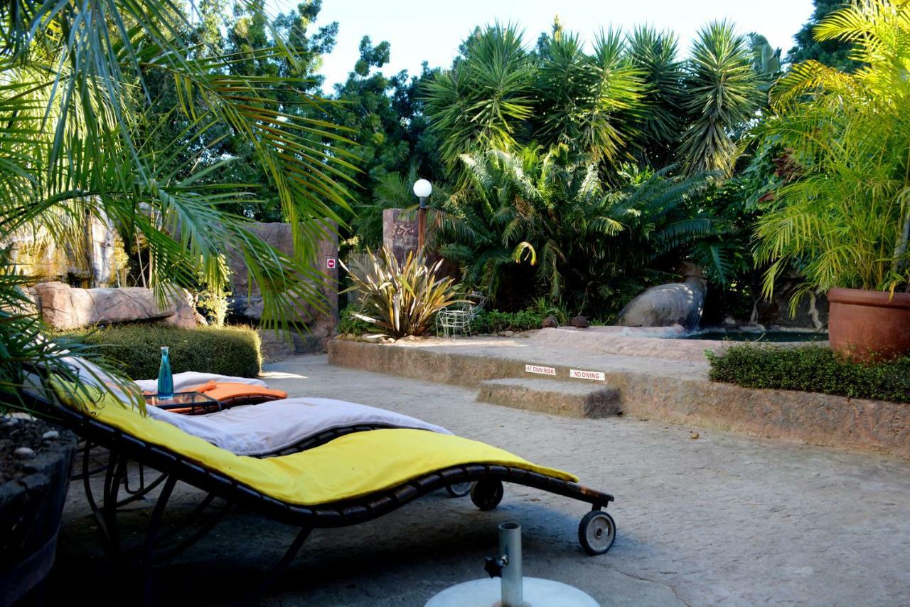 Beyond Cui Bono Guesthouse 아도 외부 사진